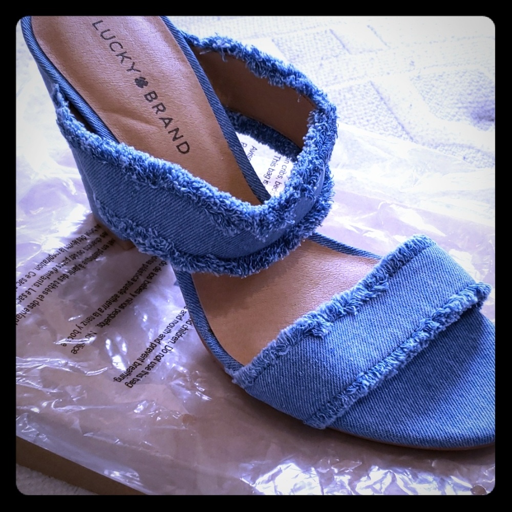 Denim heels
